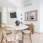Charming Apartment In The City Center