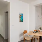 Green Apartment - Affittacamere- By Faendho