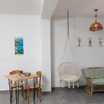 Green Apartment - Affittacamere- By Faendho