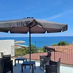Lungomare Bed Rooms