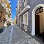 Luxury Renovated Ground Floor 1Br Suite - Best Of The Best - Historical Centre
