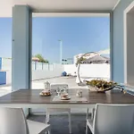 Leonida'S Home - Shared Pool, Jacuzzi And Beach 150Mt