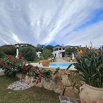 Villa Con Piscina Luna Rossa