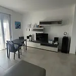 Intero Appartamento Con Parcheggio Gratuito