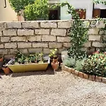 Casa Indipendente