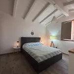 House Pan Di Zucchero