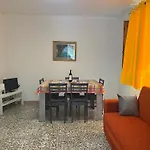 Ary S House Bilocale Giallo Cala Gonone