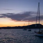 Upupa Sailing A Night Onboard!