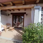 Case Vacanze Nioleo - Apartments And Pool