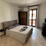 Dante'S Holiday Home