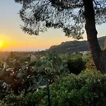 Villa Gallo - Seminterrato Luminoso
