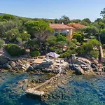 Cala Sassari Pieds Dans Leau