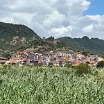 Antica Dimora Biancospino - Bosa Centro - Appartamento 3