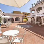 Blu Hotel Laconia Village