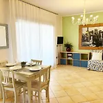 Pgs Immobiliare Residenza Isabella Bilocale Con Terrazza Vista Mare La Maddalena