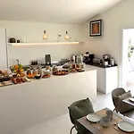 Vireo Rooms