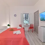 Izzhome City Heart Rooms