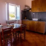 Gf Apartments Li Seddi