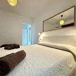 Lotto 16 - Guest House