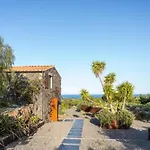 Casa Mira