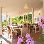 Happy Camp Mobile Homes In Camping Village Baia Paradiso