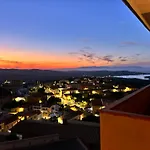 Confortevole Trilocale Con Vista Mare A San Pasquale, Sardegna