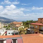 Appartamento Confortevole, Wi-Fi & Colazione Free