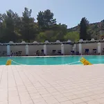 Casa Evelyn Capo Blu