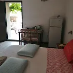 Elia'S House