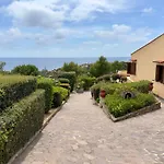 Da Tziu Giuliu - Due Passi Dalla Cala