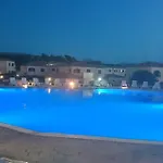 Casa Residence Mirice Con Piscina