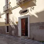 5 Min Piazza Yenne - Luxury Suite