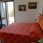 Appartamento In Villa Panoramica Iun R9515