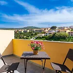 Bellavista, Atico Con Terraza