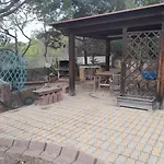 Trilocale Sul Mare Con Giardino Privato