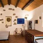 Holiday Home In Trinita D'Agultu - Sardinien 48262