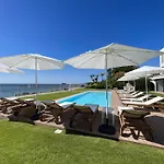 Fenandgi Luxury Hospitality At Its Finest !