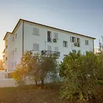 Residence In Orosei, Apartments 4 Beds With Air Conditioning