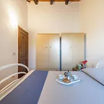 Appealing Apartment Near The Sea