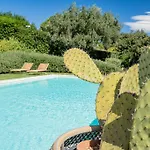 Villa Onyx