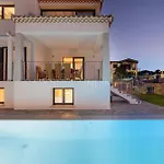 Villa Thia