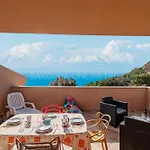 Wonderful Seaview And Pool - Casa Rosa Gialla