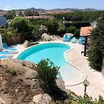 Wonderful Villa With Pool In Palau