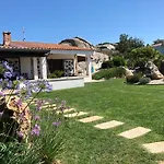 Wonderful Villa With Pool In Palau
