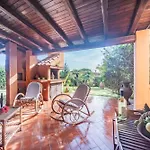 Villa De Janas