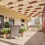 Domo Papiros B&B