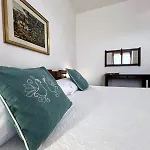 S'Alighera Guest House