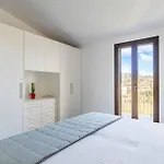 Lighthouse Holiday Home