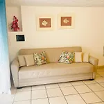 Beach House Ilaria Acquamarina Apt