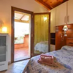 1 Bedroom Lovely Home In Viddalba